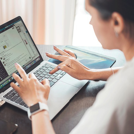 Öffnet die Seite 'TEST Neuer Internetauftritt der vhs Demohausen!'